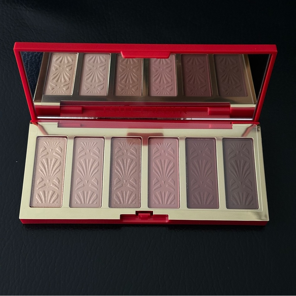 Estée Lauder full-size eyeshadow palette *NWOT*